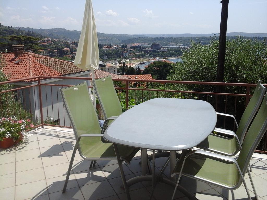 Apartments Ogrin Порторож Екстер'єр фото